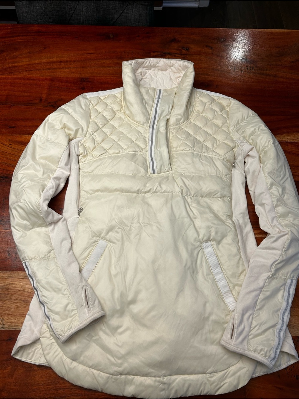 Lululemon What the Fluff Pullover. Cream. Size 8. GUC